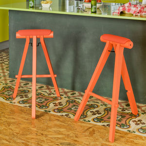 traditional bar stool