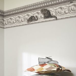 Regency style wallpaper border