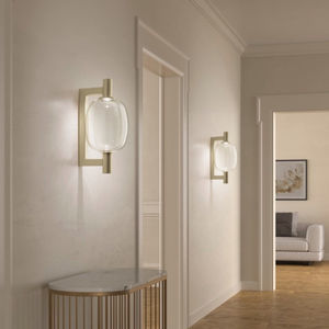 oval-wall-light