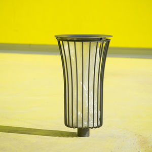 public trash can