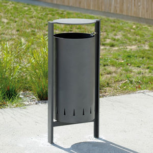 public trash can