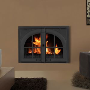 wood-burning fireplace / traditional / closed hearth / built-in