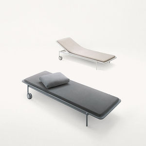 contemporary sun lounger 1