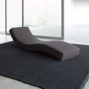contemporary chaise longue