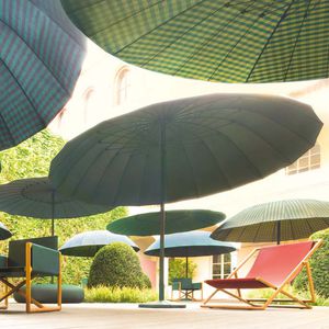 commercial parasol