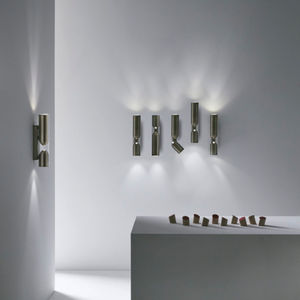 contemporary wall light