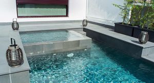 overflow swimming pool