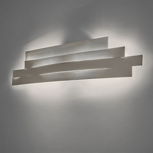 contemporary wall light