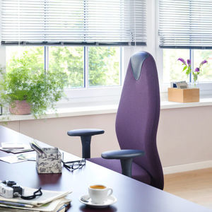 contemporary office chair