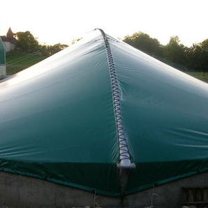 cable-and-membrane tensile structure