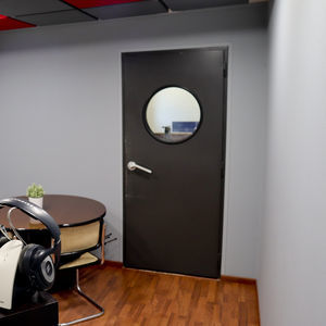 acoustic soundproof door