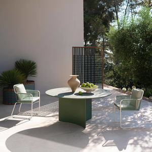 modern table 1