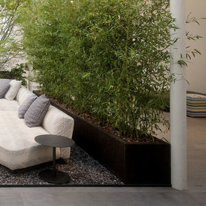 cork plant pot 1