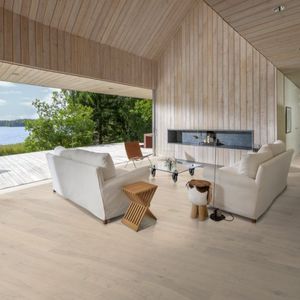 solid parquet floor