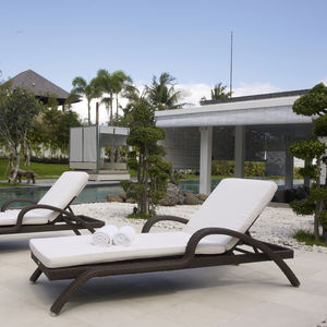 contemporary sun lounger