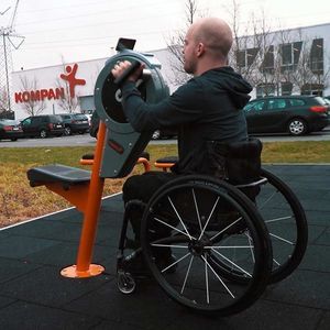 outdoor fitness apparatus
