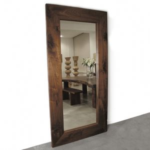 free-standing mirror