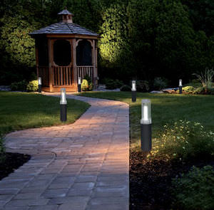 public space bollard light / garden / contemporary / extruded aluminum