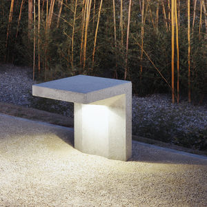 urban bollard light 1