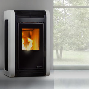 pellet heating stove / contemporary / cast iron / stainless steel
