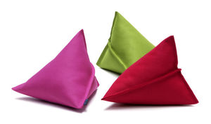 floor cushion / exterior