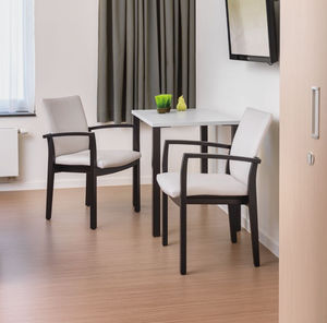 contemporary visitor chair 1