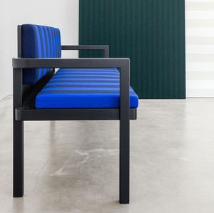 Bauhaus design upholstered bench 1