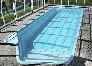 one-piece swimming pool