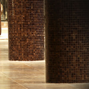 indoor mosaic tile / wall / glass / textured