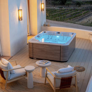 above-ground hot tub