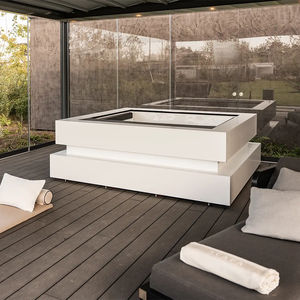 above-ground hot tub