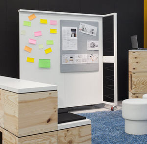 magnetic board