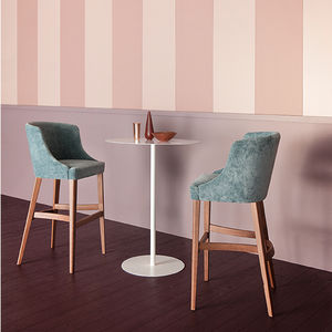 contemporary bar chair 1