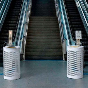 public trash can