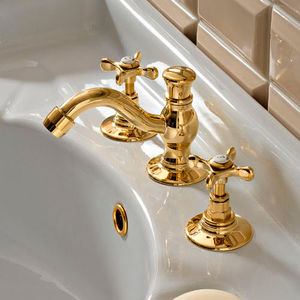 double-handle washbasin mixer tap 1