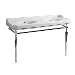 metal washbasin stand