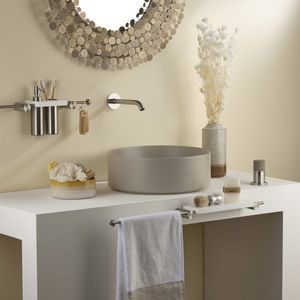 metal washbasin spout