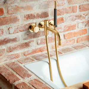 bathtub mixer tap 1