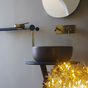 free-standing washbasin cabinet