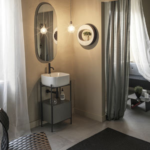 console washbasin