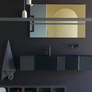 wall-mounted washbasin