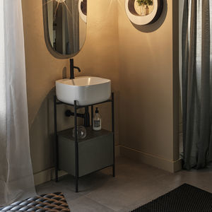 console washbasin