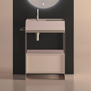 metal washbasin stand