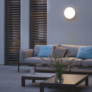 contemporary wall light 1