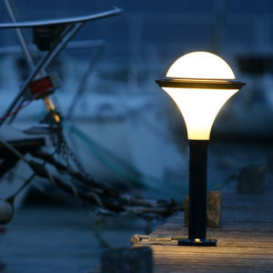 garden bollard light 1
