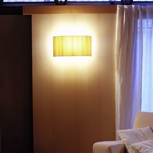 contemporary wall light