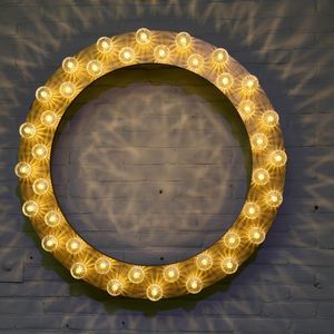 contemporary wall light 1