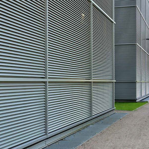 Strip cladding - LINIUS® L.066.01 - RENSON - alloy / aluminum / vertical