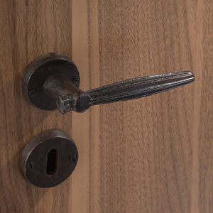 door handle