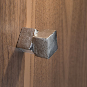 traditional furniture knob 1
